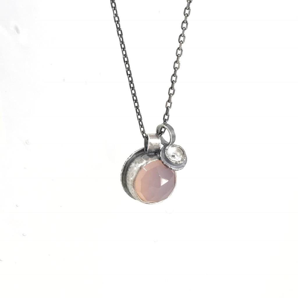 Eclectic Ethos Guide Necklace - Pink & White