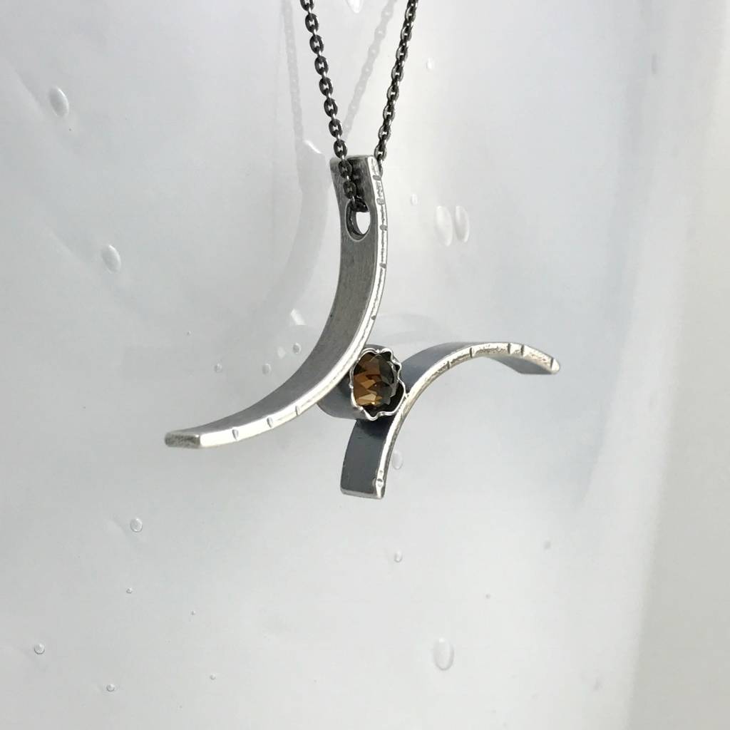 Horizontal Balance Necklace