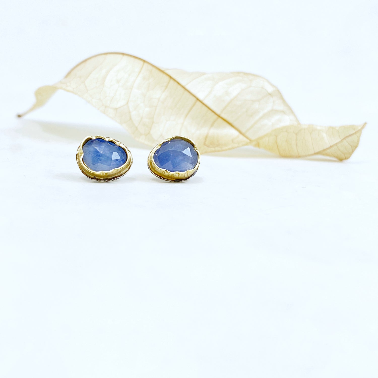 Arise Tanzanite Studs