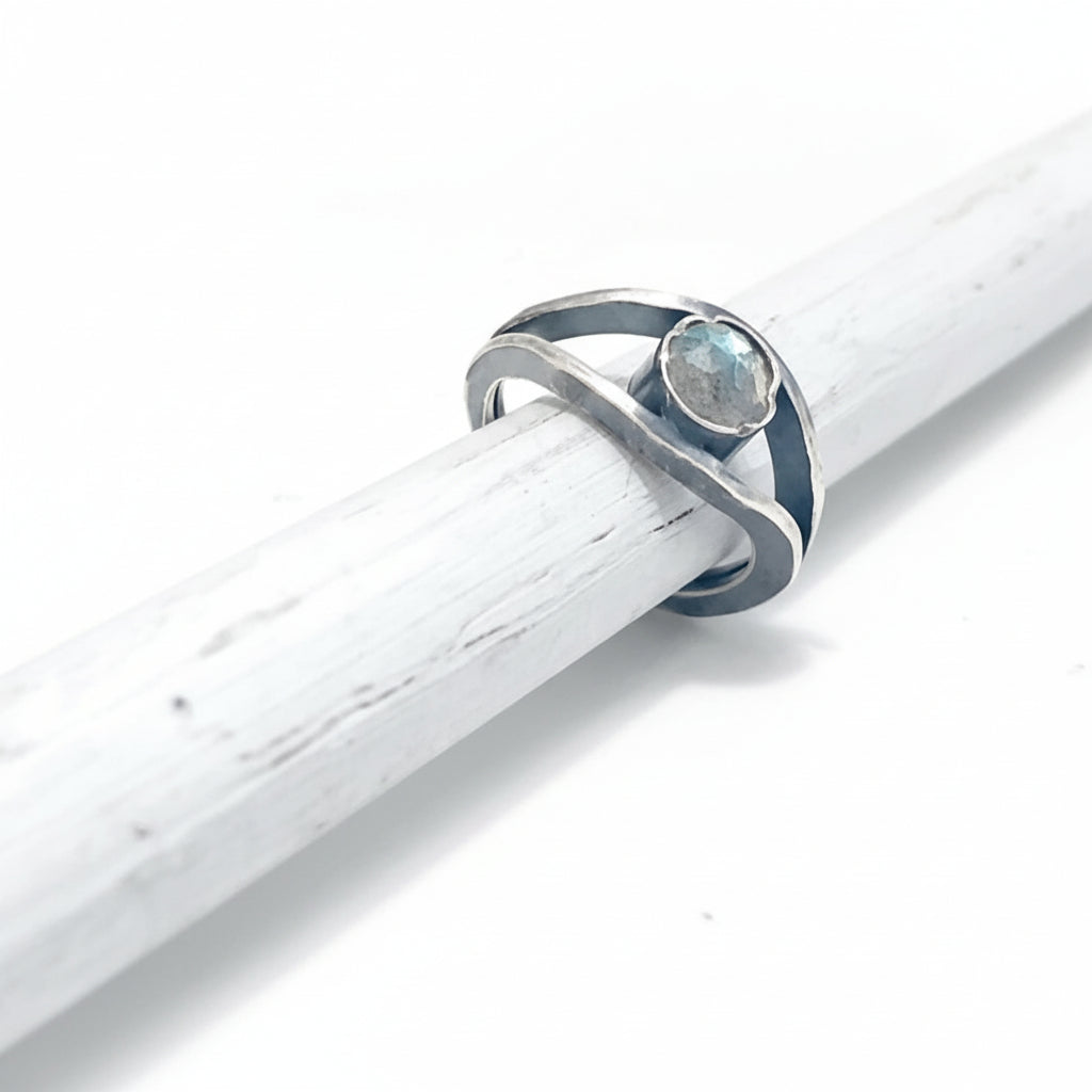 Balance Ring - subtle